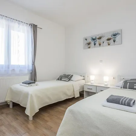 M&m Zadarvillas Villa *