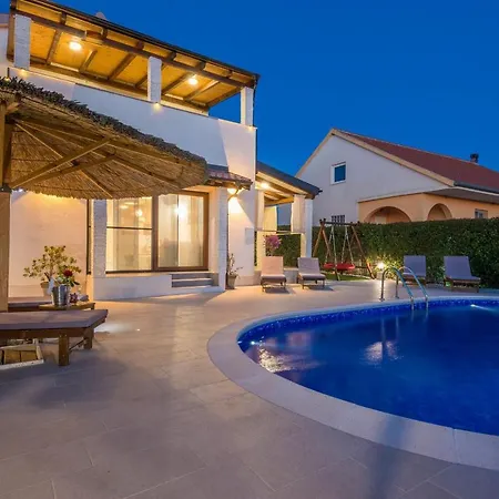 M&m Zadarvillas *