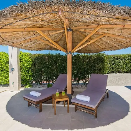 M&m Zadarvillas Villa