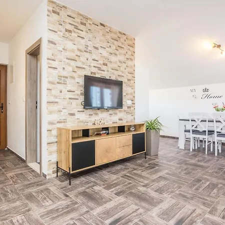 M&m Zadarvillas Villa