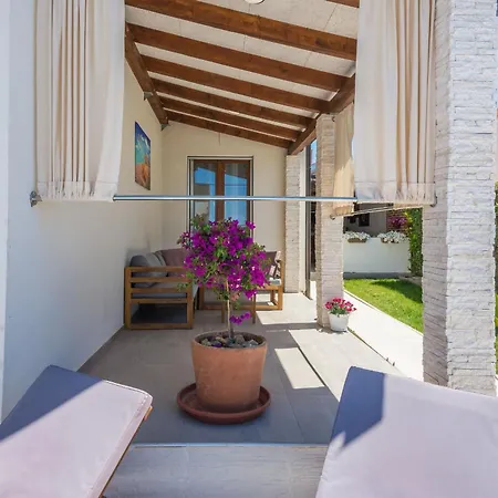 M&m Zadarvillas Willa Vrana (Zadar)