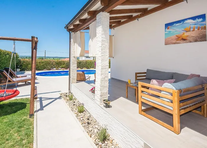 M&m Zadarvillas Вилла